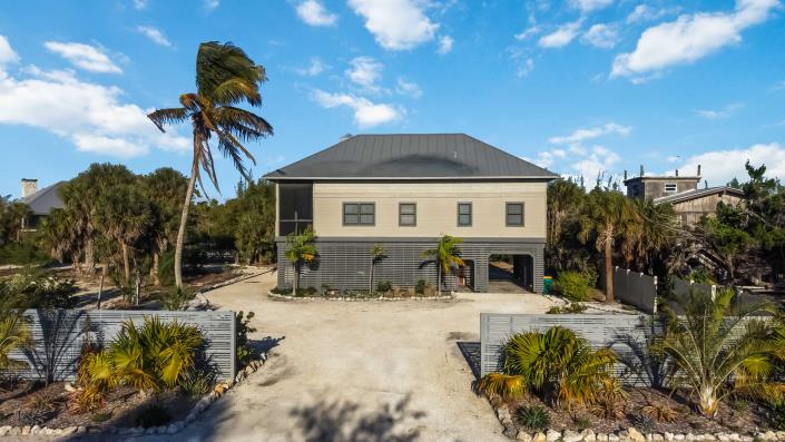 Image No.42-3 Bed House for sale