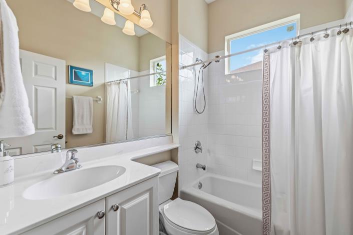 Image No.21-4 Bed House for sale