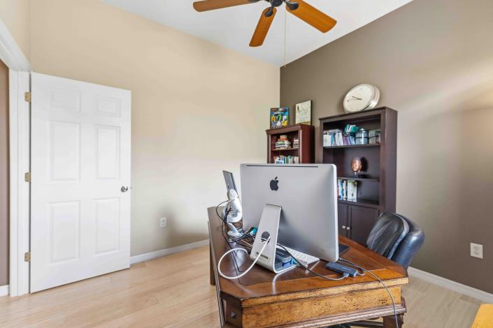 Image No.23-4 Bed House for sale