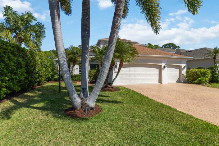 Image No.2-3 Bed House for sale