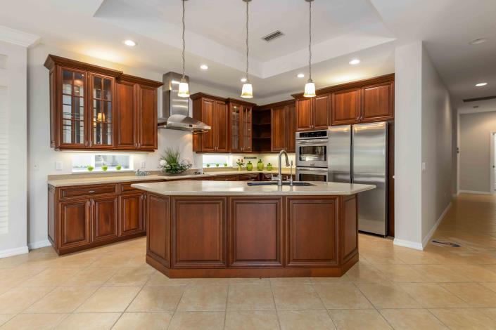 Image No.13-3 Bed House for sale