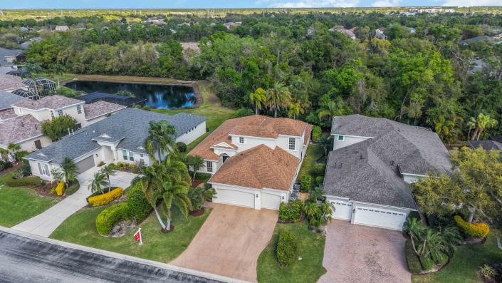 Image No.47-3 Bed House for sale