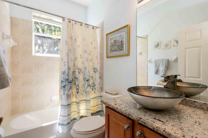 Image No.24-3 Bed House for sale