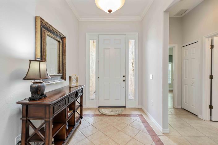 Image No.6-3 Bed House for sale