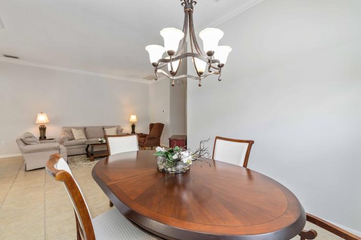 Image No.14-3 Bed House for sale