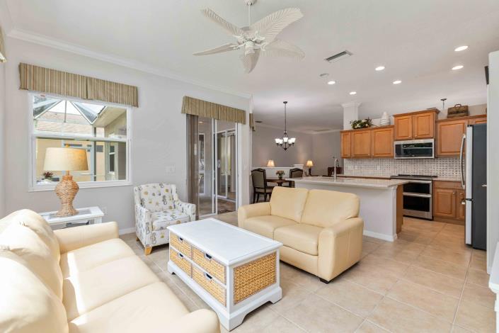 Image No.19-3 Bed House for sale