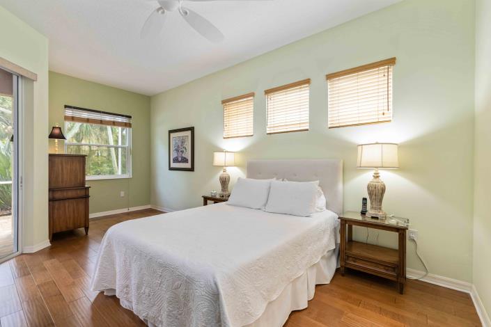 Image No.22-3 Bed House for sale