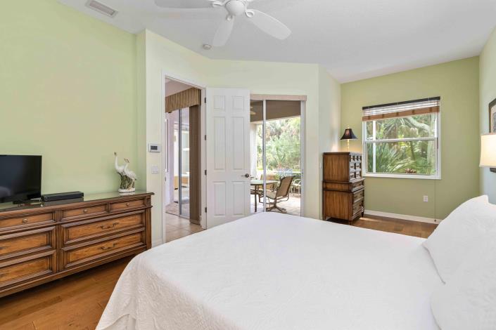 Image No.23-3 Bed House for sale