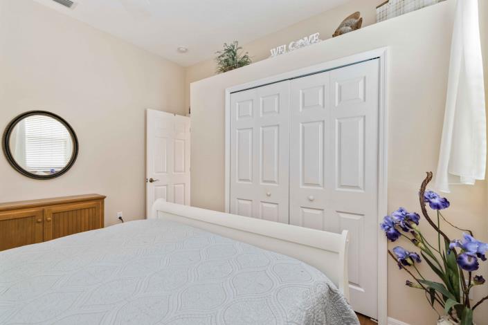 Image No.25-3 Bed House for sale