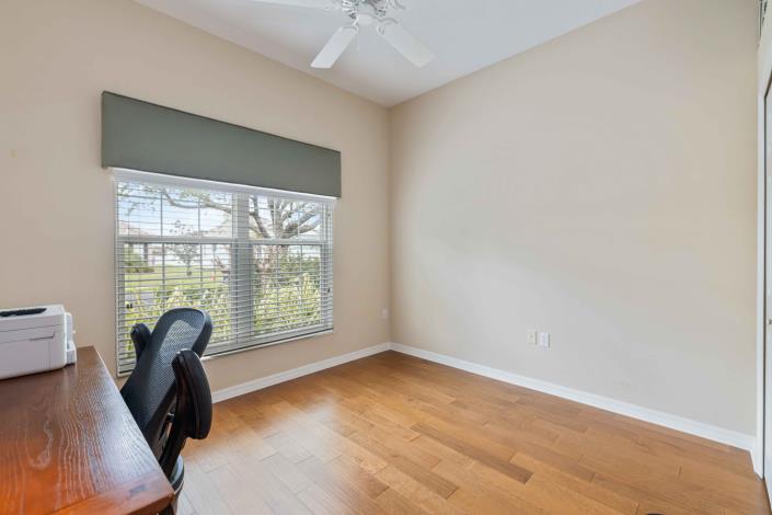 Image No.27-3 Bed House for sale