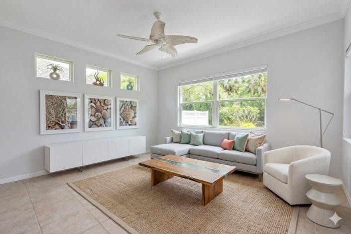 Image No.5-3 Bed House for sale