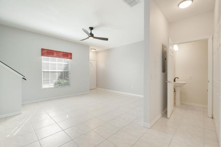 Image No.7-2 Bed Townhouse for sale