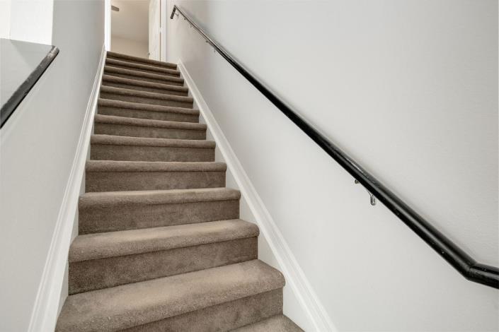 Image No.16-2 Bed Townhouse for sale