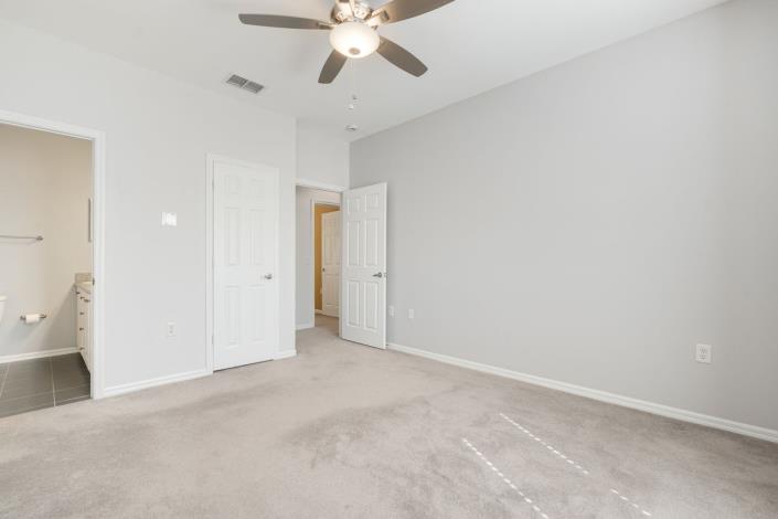 Image No.22-2 Bed Townhouse for sale