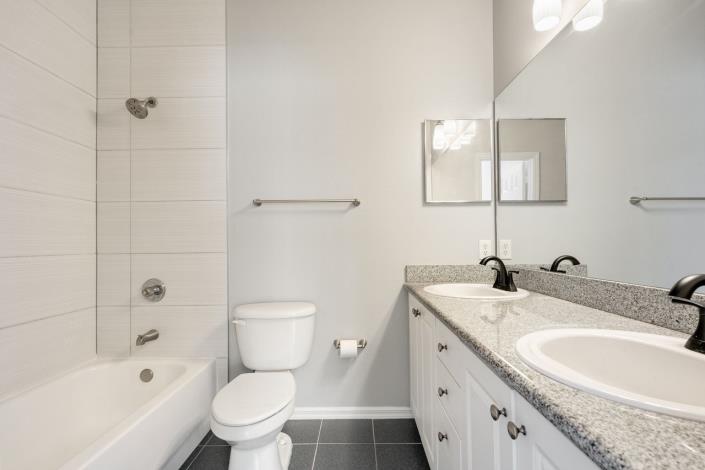 Image No.24-2 Bed Townhouse for sale