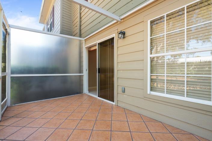 Image No.27-2 Bed Townhouse for sale