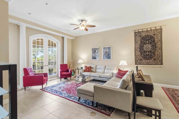 Image No.9-3 Bed Condo for sale