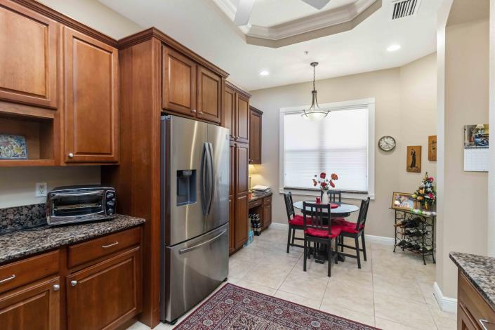 Image No.13-3 Bed Condo for sale