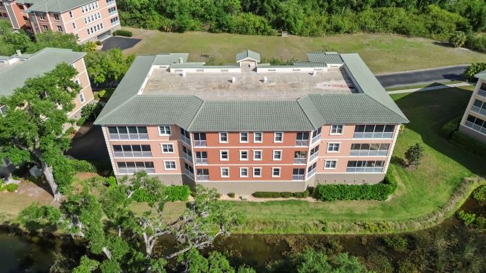 Image No.31-3 Bed Condo for sale