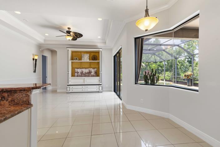 Image No.14-4 Bed House for sale