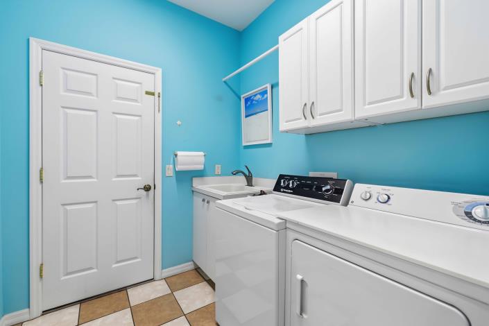 Image No.24-3 Bed House for sale