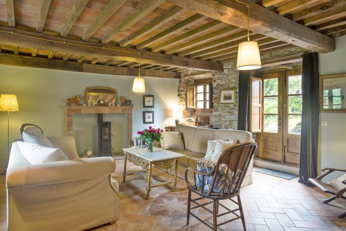 Image No.5-8 Bed Country Property for sale