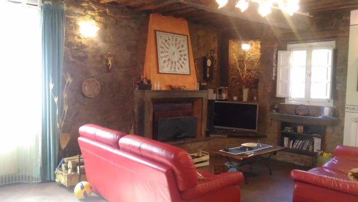 Image No.6-3 Bed House for sale