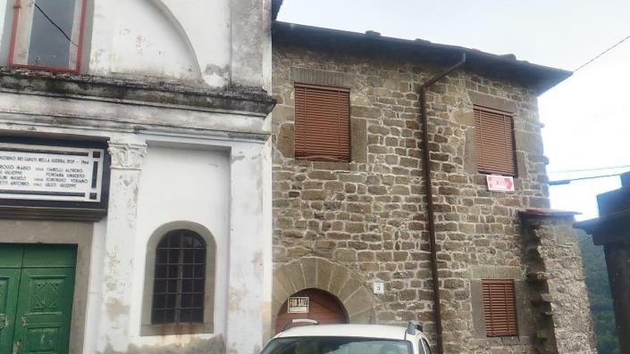 Image No.2-Maison de 1 chambre à vendre à Bagni di Lucca