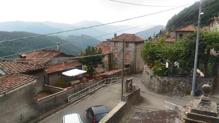 Image No.7-Maison de 1 chambre à vendre à Bagni di Lucca