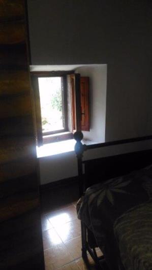 Image No.9-2 Bed House for sale