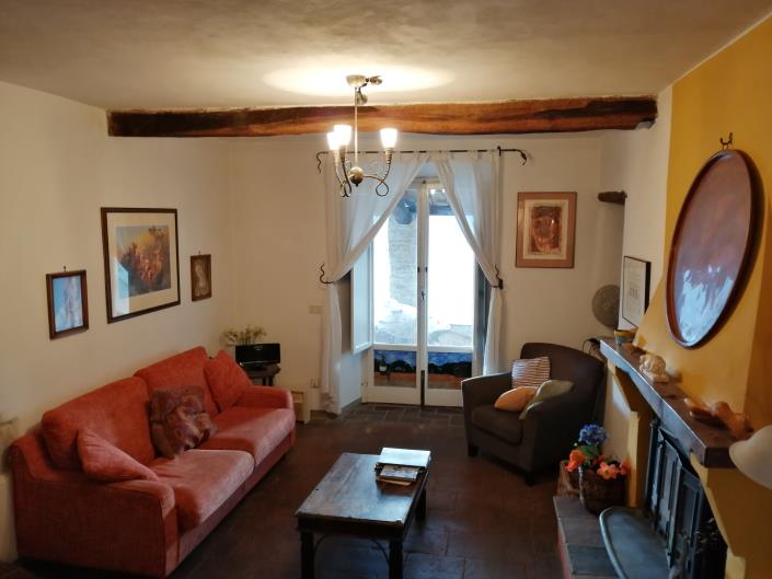 Image No.3-Maison de 2 chambres à vendre à Borgo a Mozzano