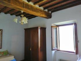Image No.11-Maison de village de 4 chambres à vendre à Bagni di Lucca