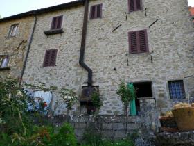 Image No.22-Maison de village de 4 chambres à vendre à Bagni di Lucca