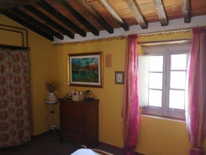 Image No.6-2 Bed House for sale