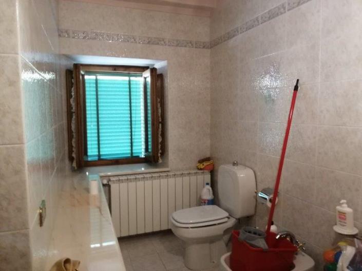 Image No.12-Maison de 6 chambres à vendre à Bagni di Lucca