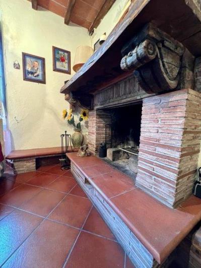 Image No.8-Maison de 2 chambres à vendre à Bagni di Lucca