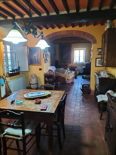 Image No.11-Propriété de pays de 6 chambres à vendre à Capannori