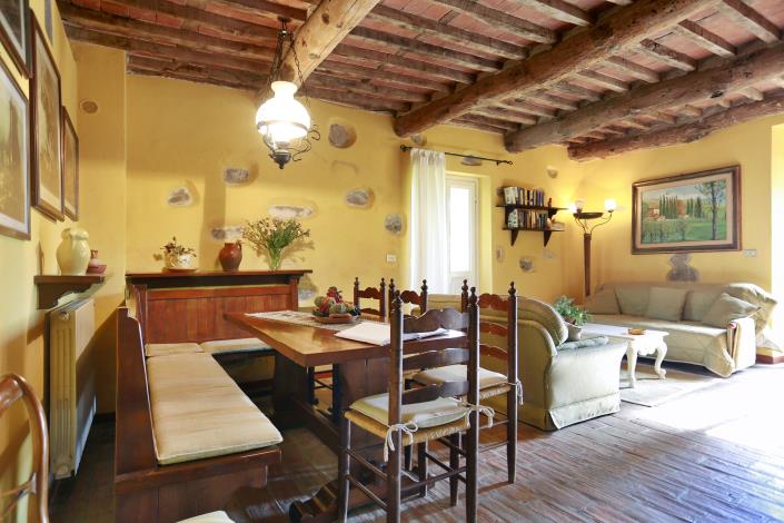 Image No.21-Propriété de pays de 6 chambres à vendre à Capannori