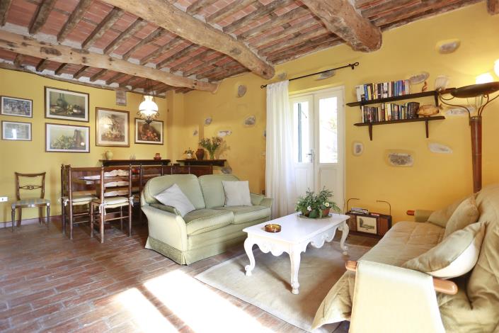 Image No.22-Propriété de pays de 6 chambres à vendre à Capannori