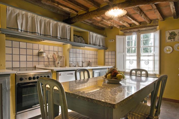 Image No.20-Propriété de pays de 6 chambres à vendre à Capannori