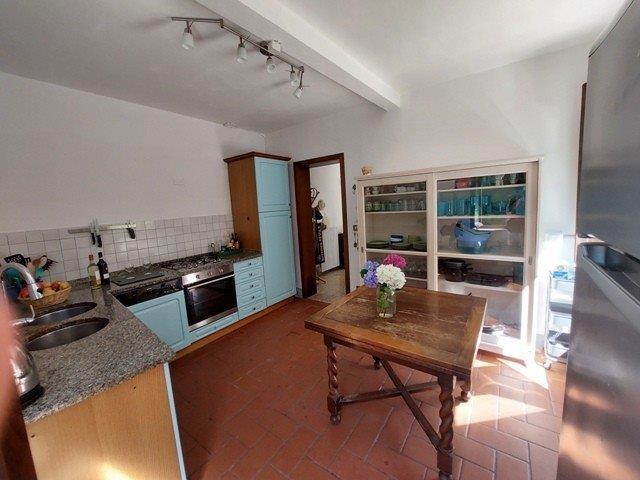 Image No.12-4 Bed Villa for sale