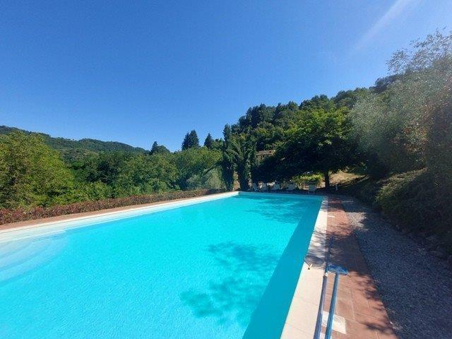 Image No.1-Villa de 4 chambres à vendre à Pescaglia