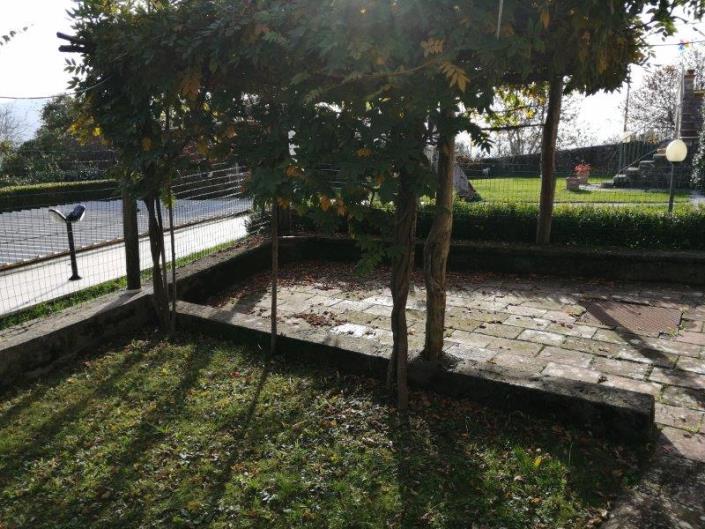 Image No.5-6 Bed House for sale