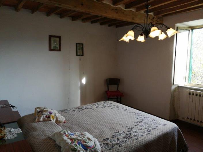 Image No.10-6 Bed House for sale