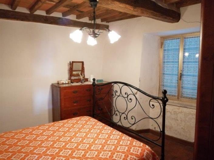 Image No.13-6 Bed House for sale