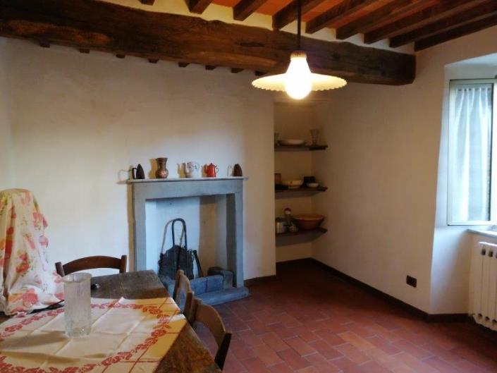 Image No.17-6 Bed House for sale