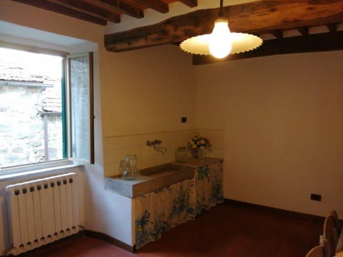 Image No.20-6 Bed House for sale