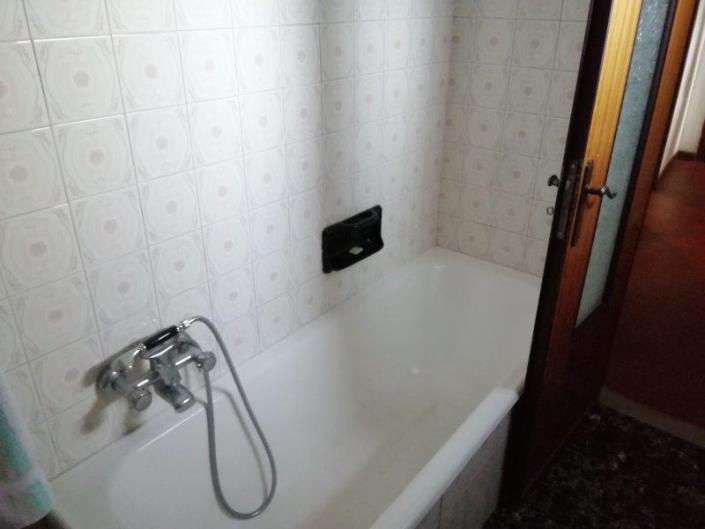 Image No.23-6 Bed House for sale