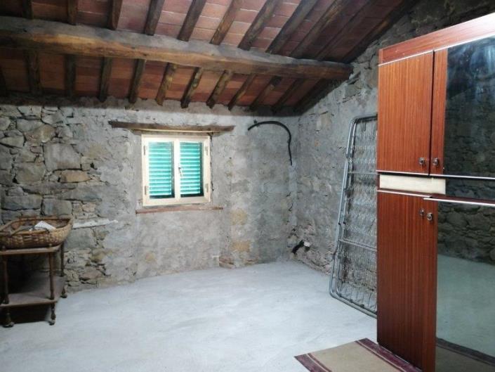 Image No.39-6 Bed House for sale