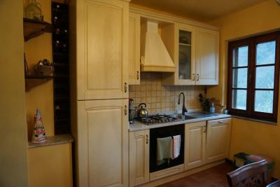 Italy_house_kitchen--1-